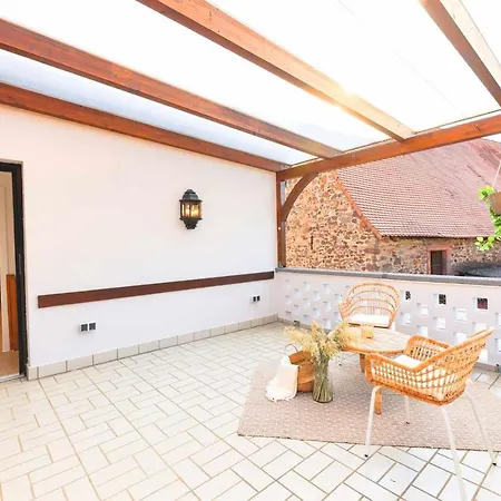 Da02 Chic & Spacious Apartment - Balcony & Terrace