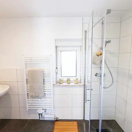 Spacious 6 Flat *balcony&terrace* Apartamento Darmstadt