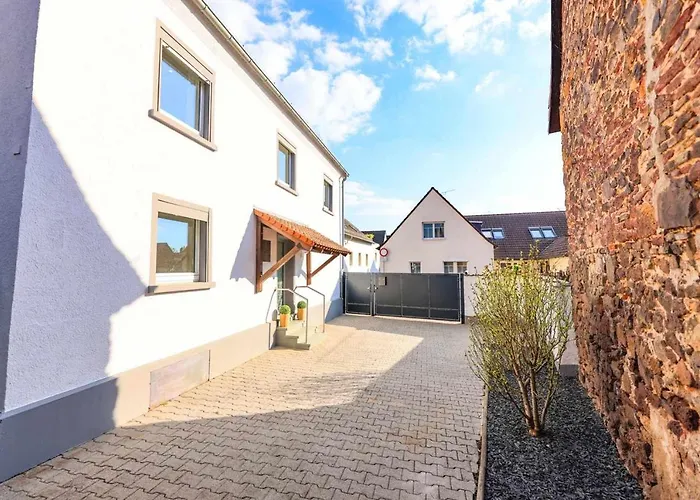 Spacious 6 Flat *balcony & Terrace*