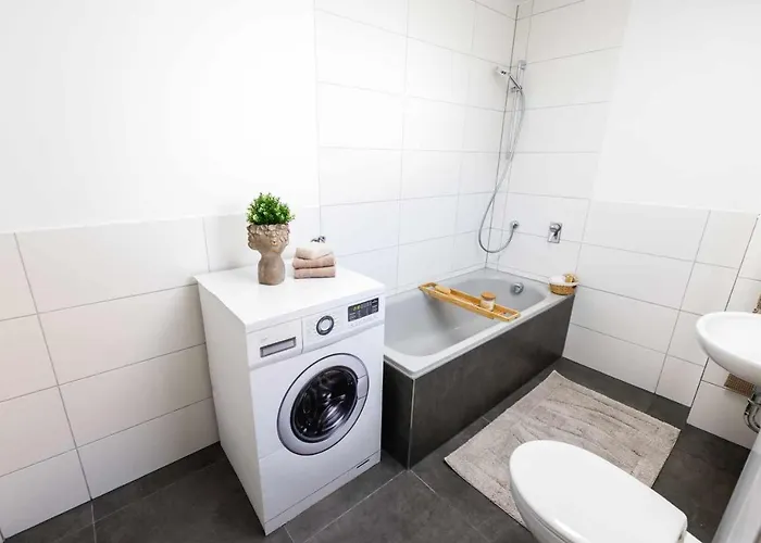 Apartament Spacious 6 Flat *balcony & Terrace* Darmstadt